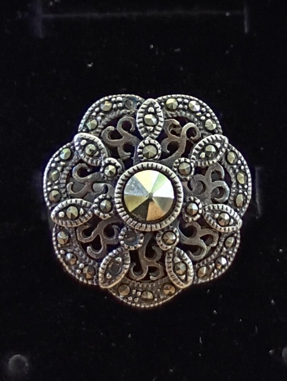 Marcasite Flower Ring  sz 7 925 Sterling Silver 7 gm Exc Cond!